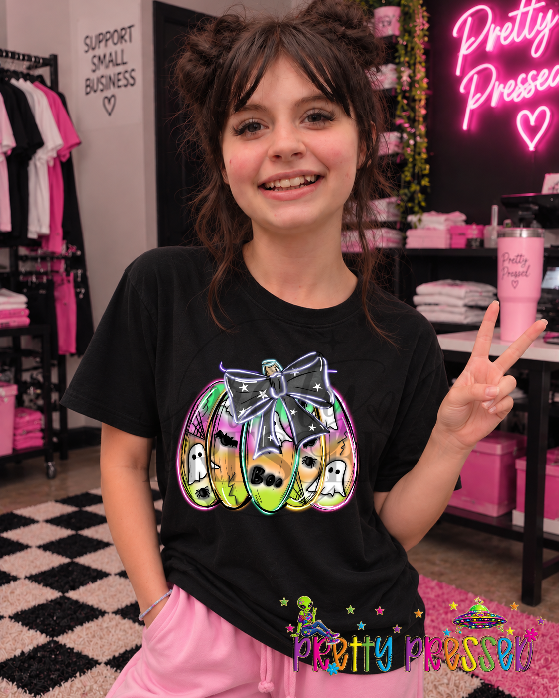 Neon colors pumpkin Tee